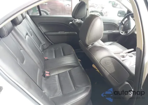 2010 Ford Fusion Hybrid z USA, uszkodzony, nr VIN 3FADP0L35AR182062